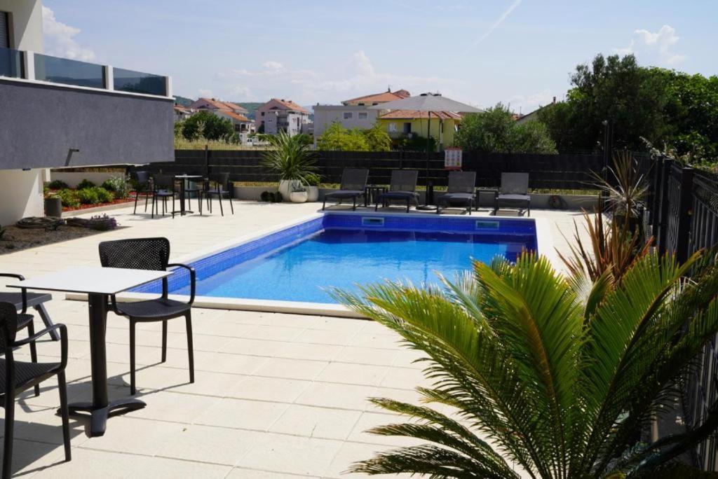 La Dolce Vita Apartment Traù Esterno foto