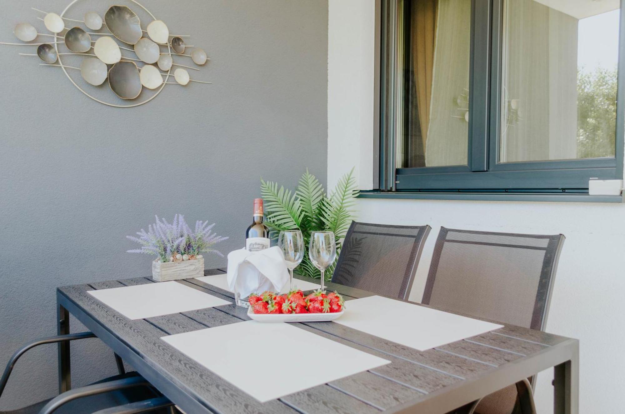 La Dolce Vita Apartment Traù Esterno foto